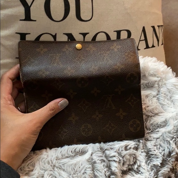 Authentic Louis Vuitton Wallet** just reduced - Picture 5 of 8